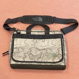 The North Face messenger / shoulder Laptop Bag